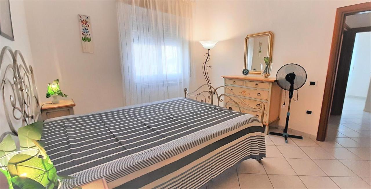 Appartamento Claudi a San Vincenzo Esterno foto